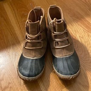 Sorel Out and About plus duck boot